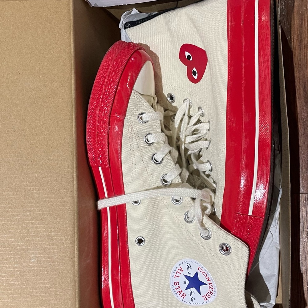 ON Sale: Eye catching Comms des garçons x Converse High-Top Chuck Taylor